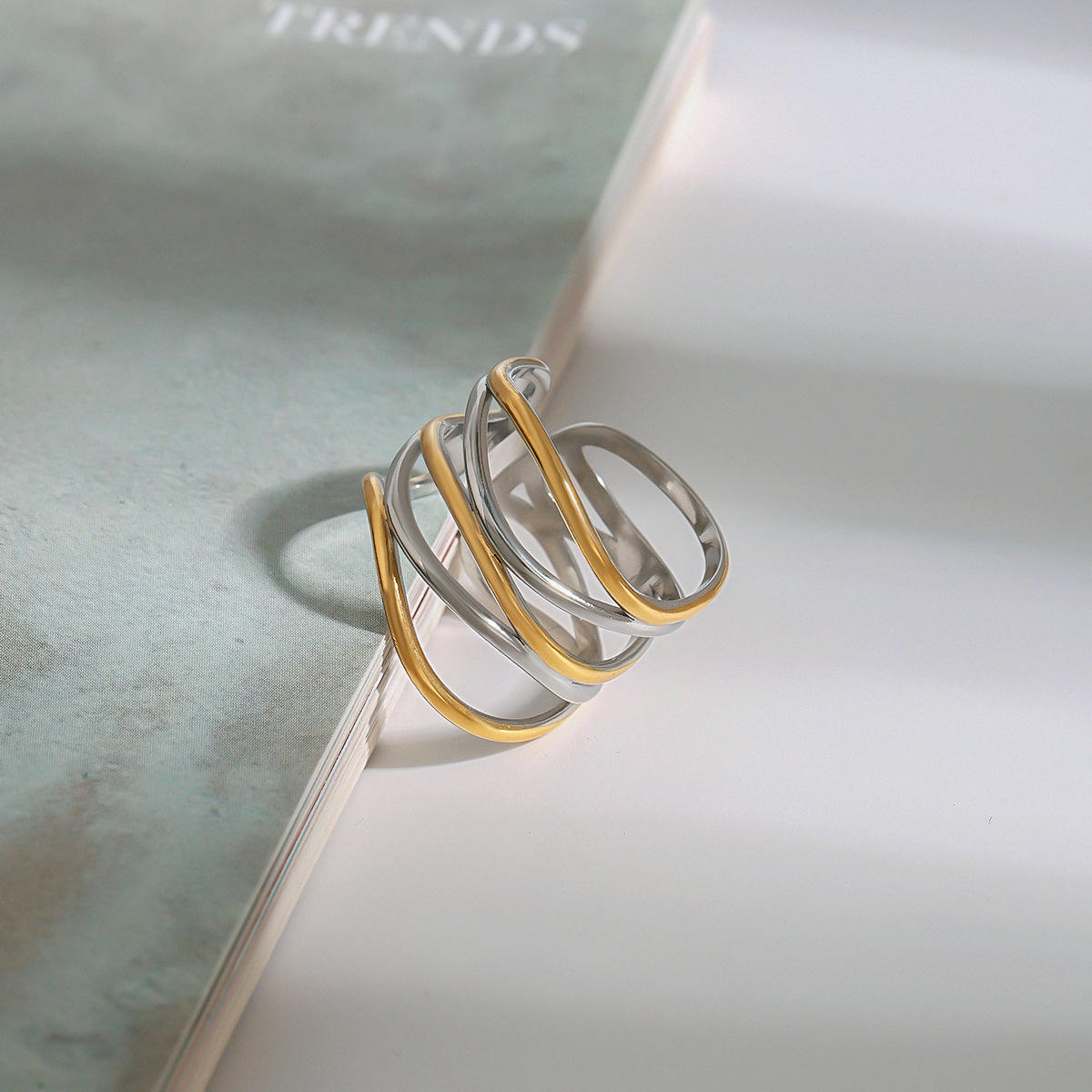 Vega Crossover Ring